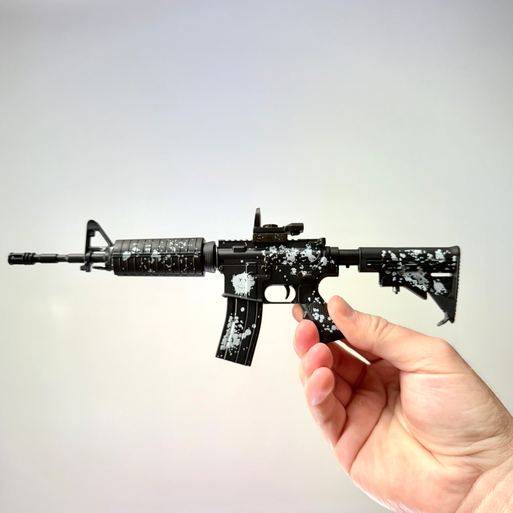 AR15 'Smile More' Roman Atwood